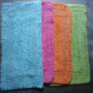 Reversible Bathmats Stock