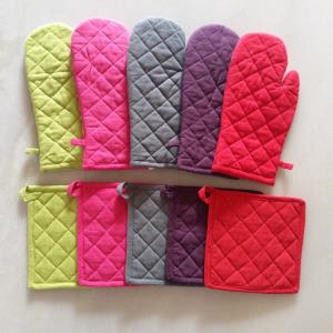 Mitten Potholder Set