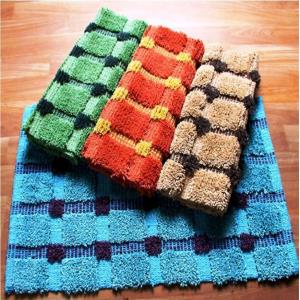 POMPOM HANDLOOM BATH